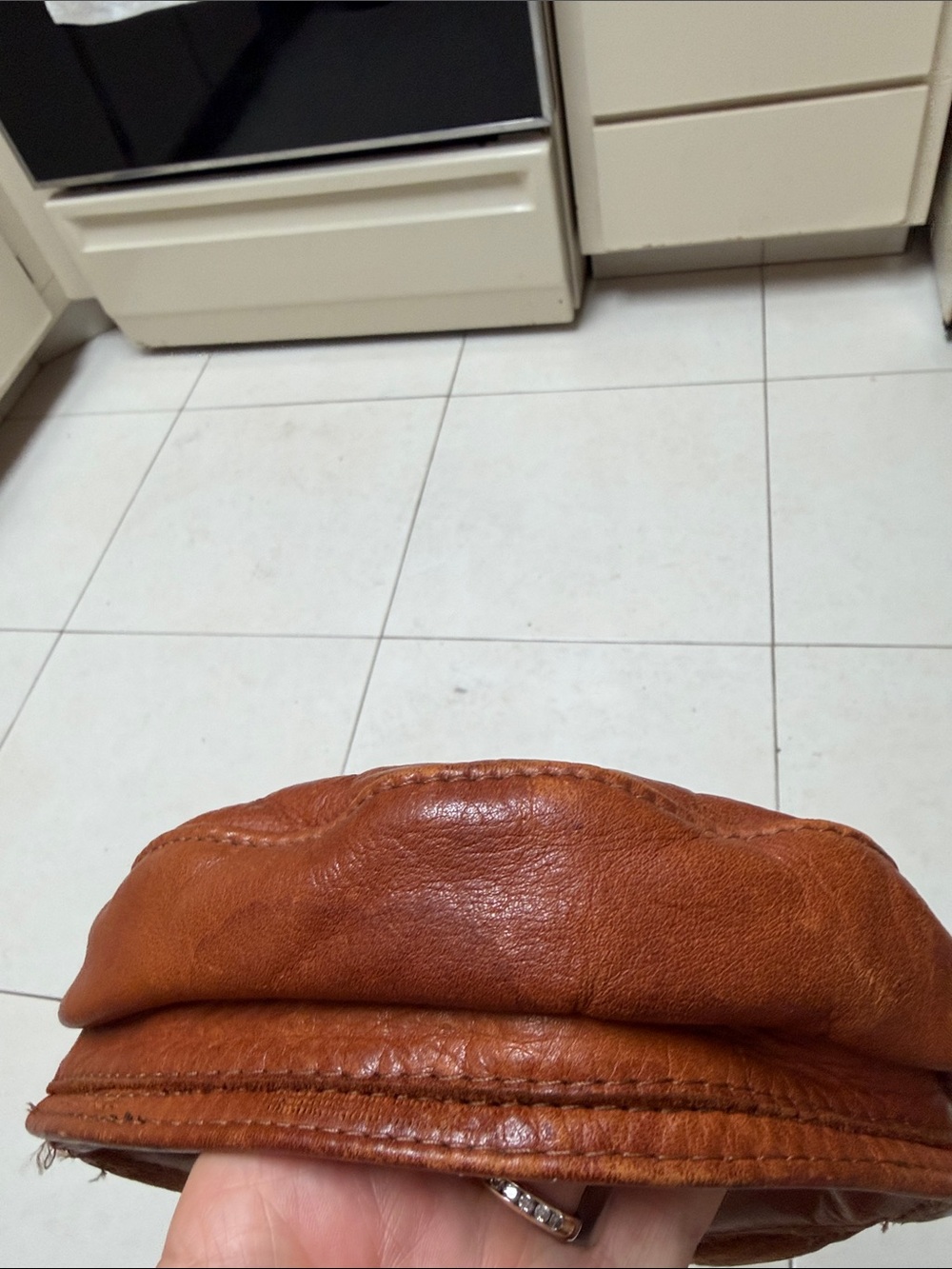 Vintage Men's Brown Leather Flat Cap - Classic Casual Style - Picture 7 of 8